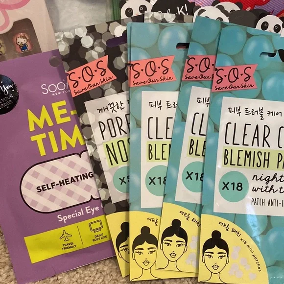 FREE MAKE-UP BAG🆕🛍Mystery Beauty Bag: BEST SELLER. See reviews🧡 - Picture 4 of 10